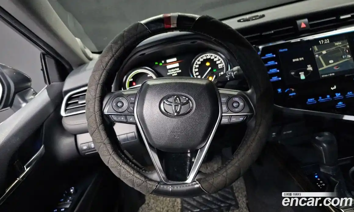 Toyota Camry 2018 2.5 Автомат в Москве № 199689, фото 13