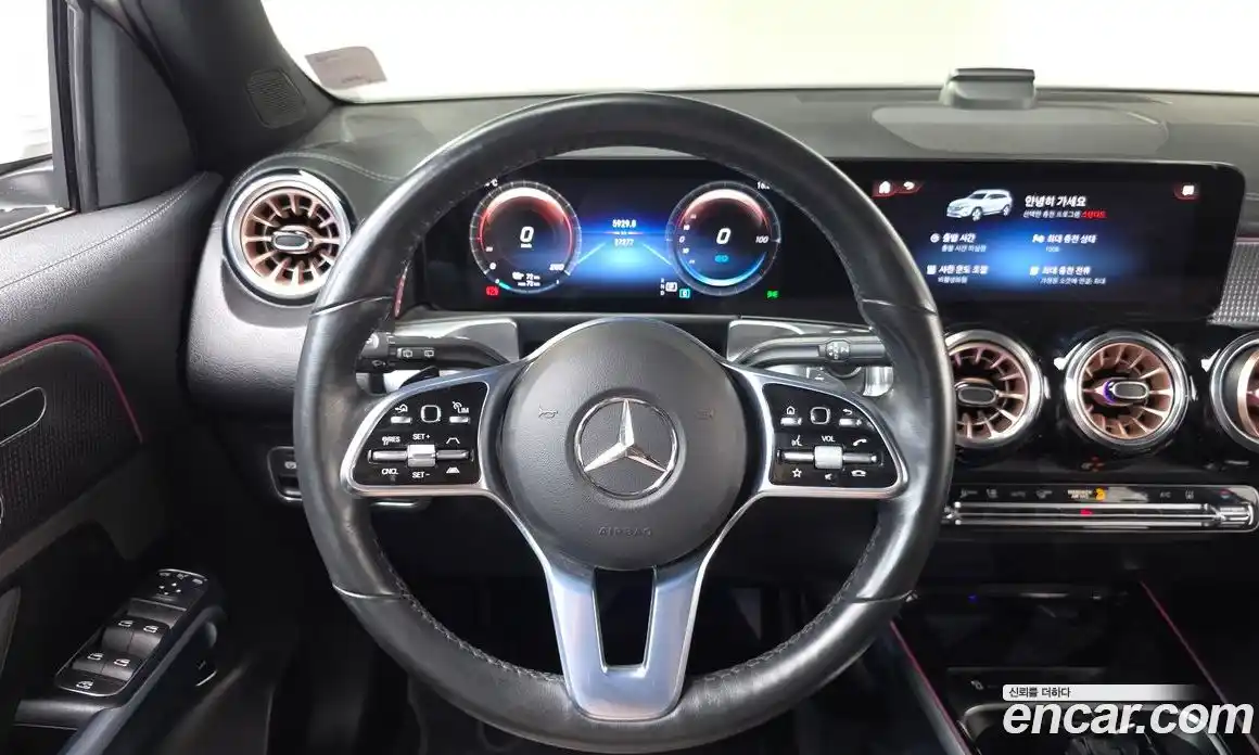 Mercedes-Benz EQB 2022 0.2 Автомат в Москве № 206170, фото 13