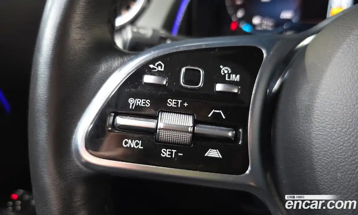 Mercedes-Benz EQB 2022 0.2 Автомат в Москве № 206170, фото 17