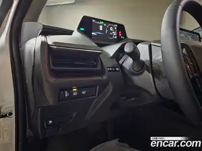 Toyota Prius 2024 2.0 Автомат в Москве № 209552, миниатюра 12