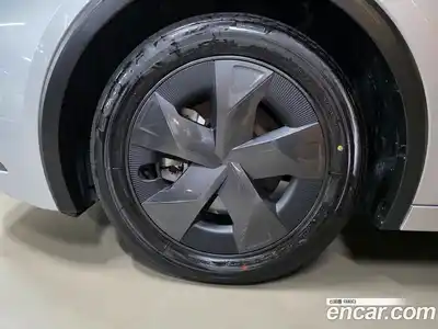 Toyota Prius 2024 2.0 Автомат в Москве № 209552, миниатюра 5