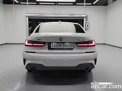 BMW 3-Series 2021 2.0 Автомат в Москве № 211432, миниатюра 3