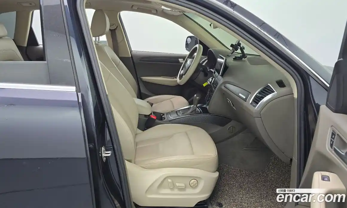 Audi Q5 2012 2.0 Автомат в Москве № 211738, фото 11