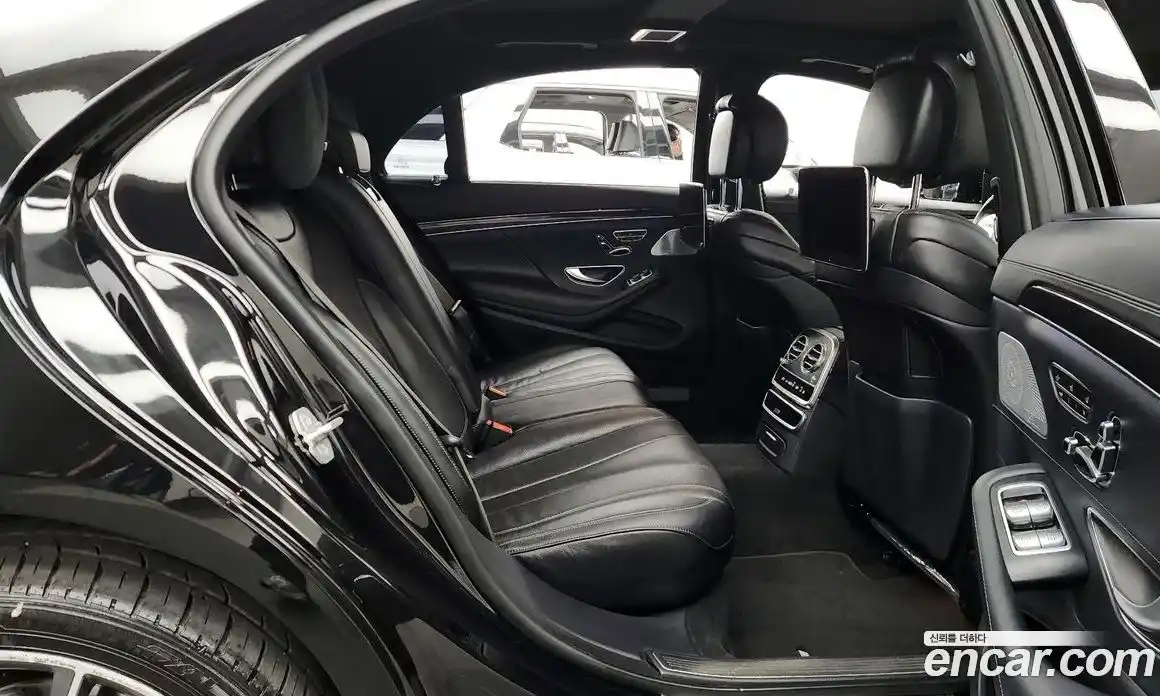 Mercedes-Benz S-Class 2018 3.0 Автомат в Москве № 212273, фото 12