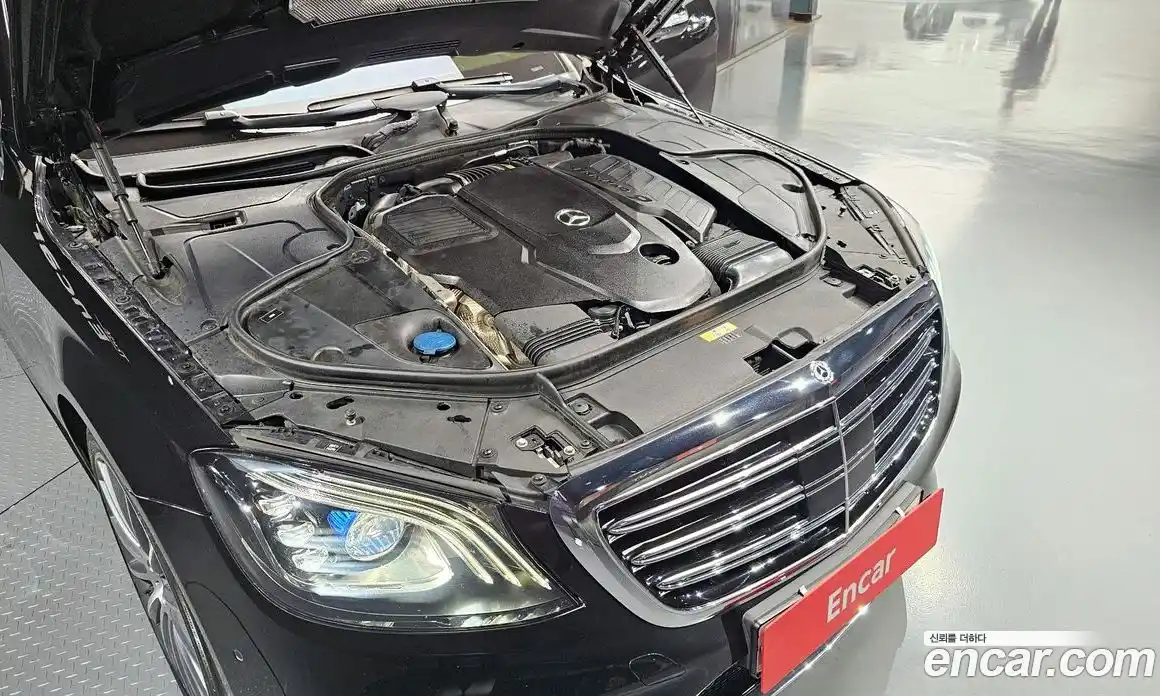 Mercedes-Benz S-Class 2018 2.9 Автомат в Москве № 212284, фото 6