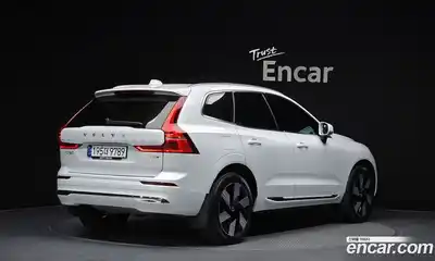 Volvo XC60 2025 2.0 Автомат в Москве № 212786, миниатюра 2