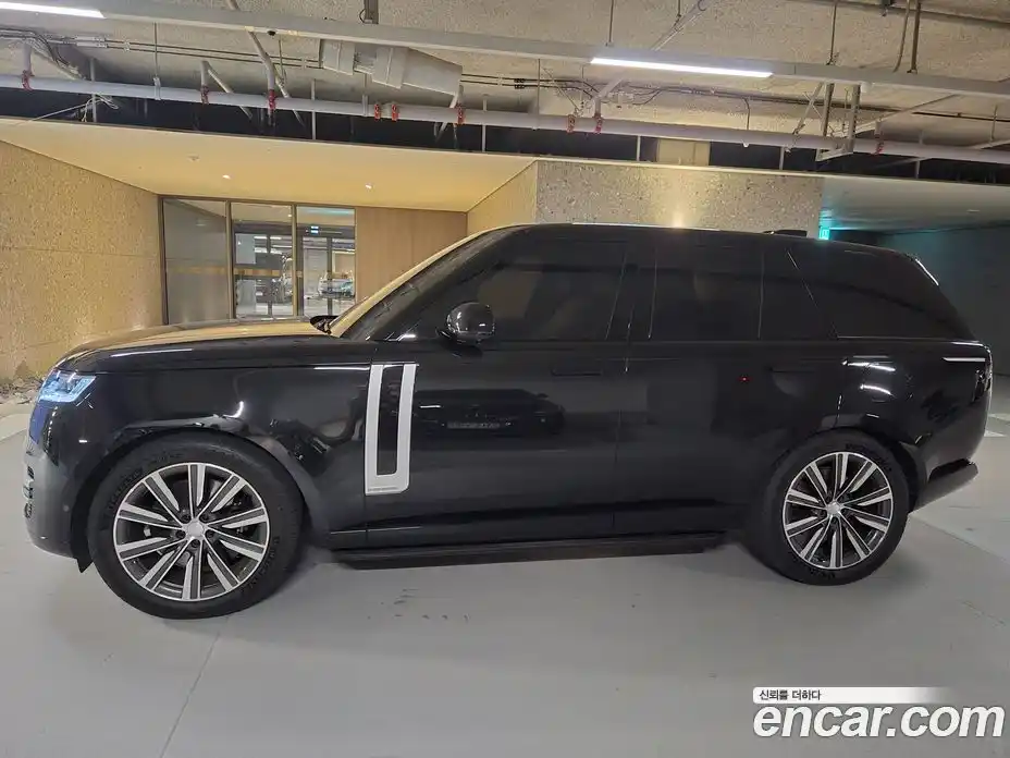 Land Rover Range-Rover 2025 3.0 Автомат в Москве № 213867, фото 3