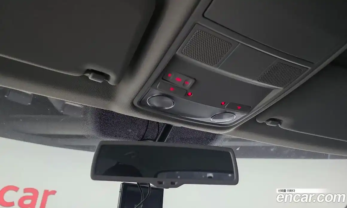 Volkswagen Tiguan 2016 2.0 Автомат в Москве № 215384, фото 19