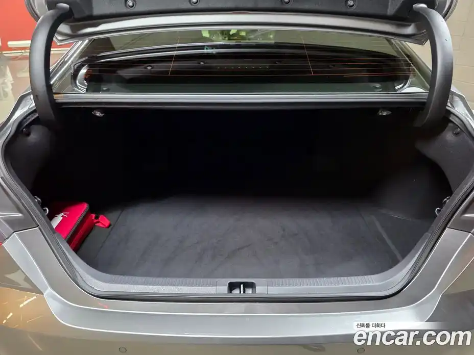 Toyota Camry 2025 2.5 Автомат в Москве № 215587, фото 19