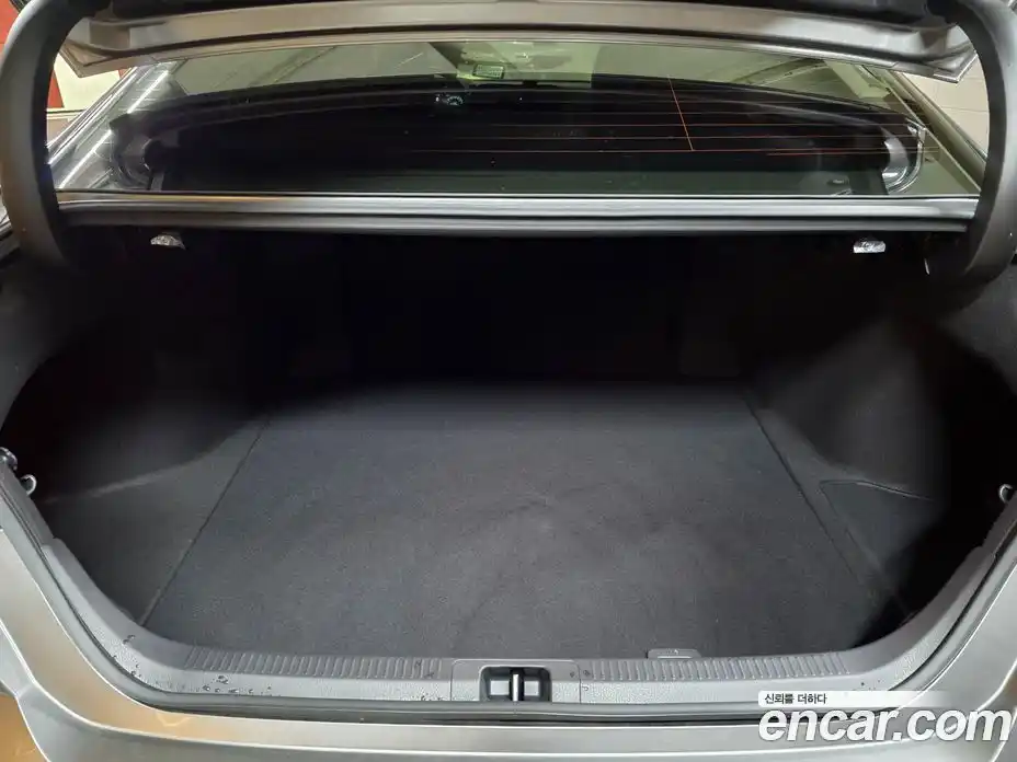 Toyota Camry 2025 2.5 Автомат в Москве № 215592, фото 18