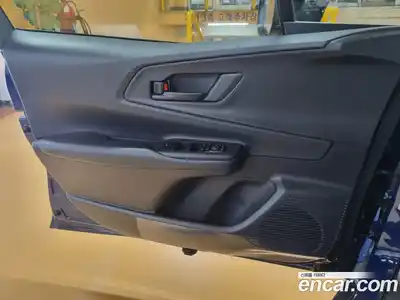 Toyota Prius 2024 2.0 Автомат в Москве № 215595, миниатюра 11