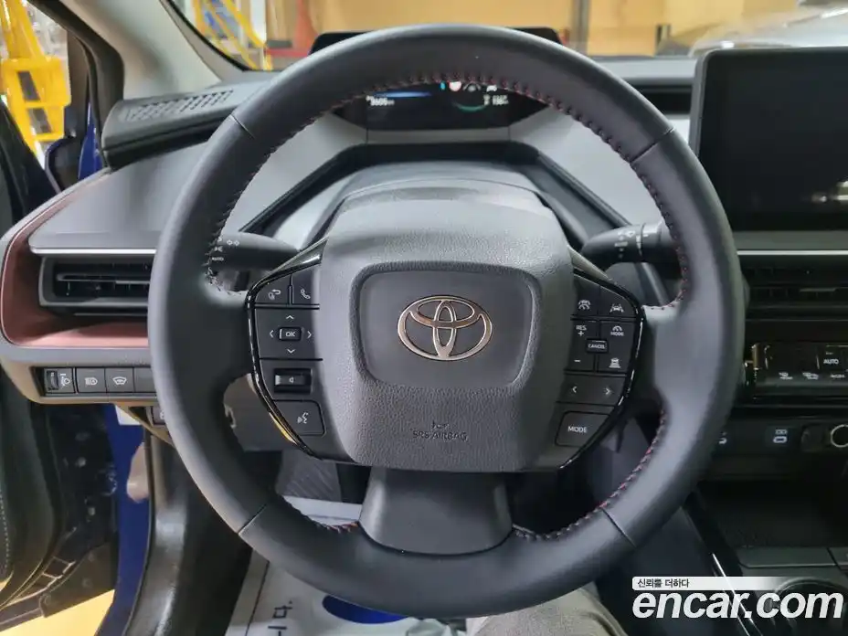 Toyota Prius 2024 2.0 Автомат в Москве № 215595, фото 13