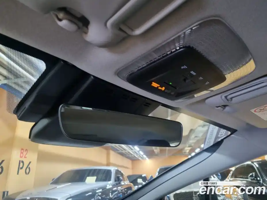 Toyota Prius 2024 2.0 Автомат в Москве № 215595, фото 18