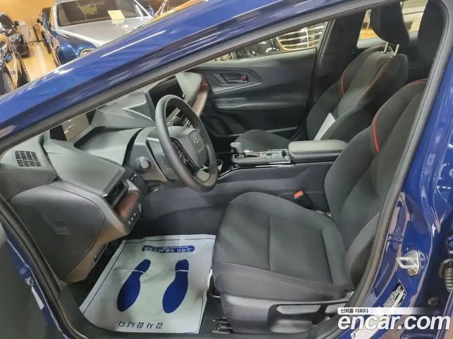 Toyota Prius 2024 2.0 Автомат в Москве № 215595, фото 5