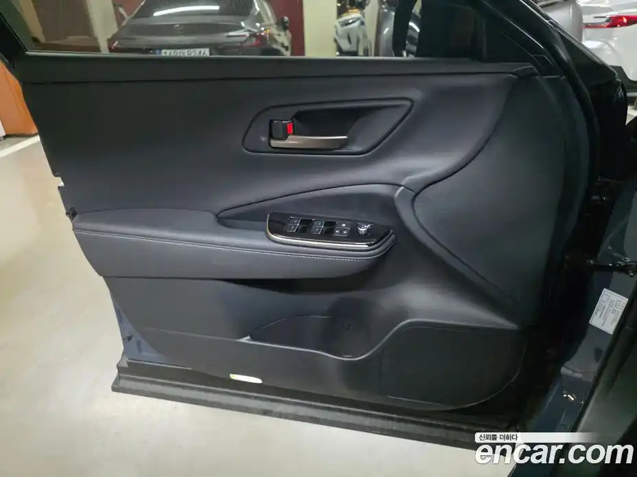 Toyota Crown 2025 2.5 Автомат в Москве № 215598, фото 11