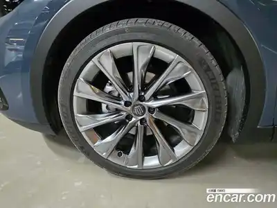 Toyota Crown 2025 2.5 Автомат в Москве № 215598, миниатюра 9