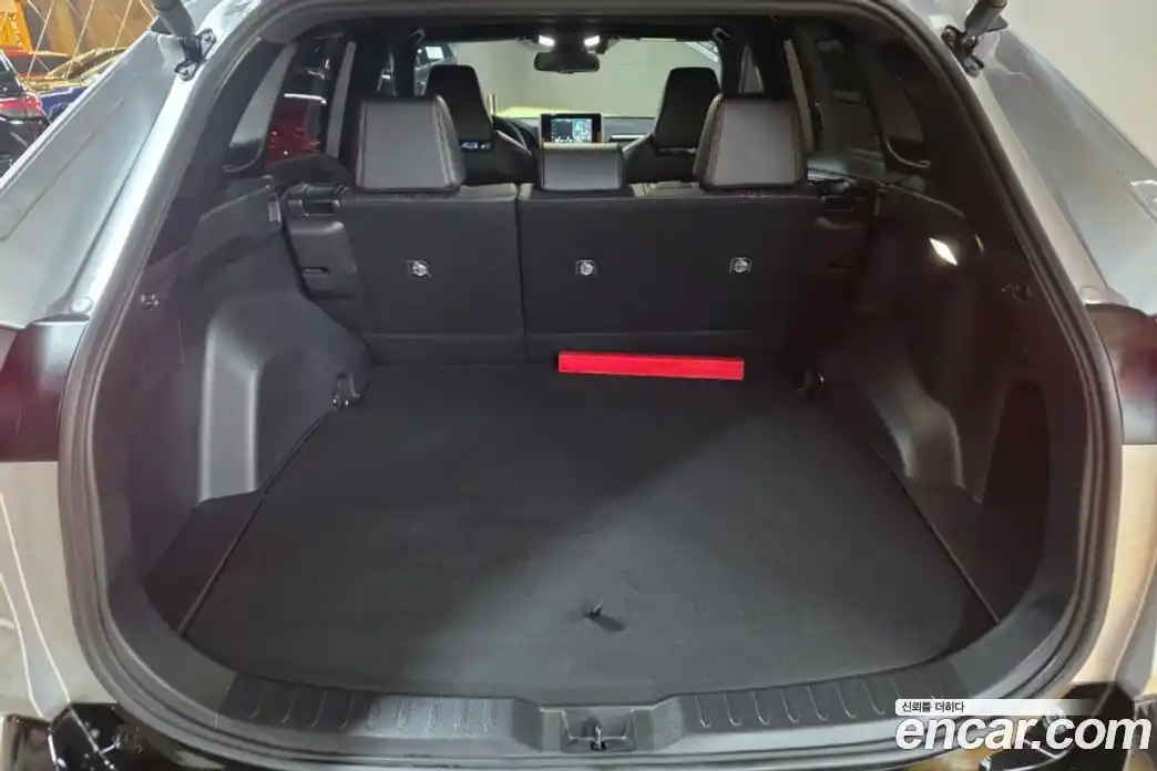 Toyota RAV4 2024 2.5 Автомат в Москве № 215600, фото 5