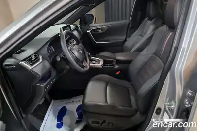 Toyota RAV4 2024 2.5 Автомат в Москве № 215600, миниатюра 8