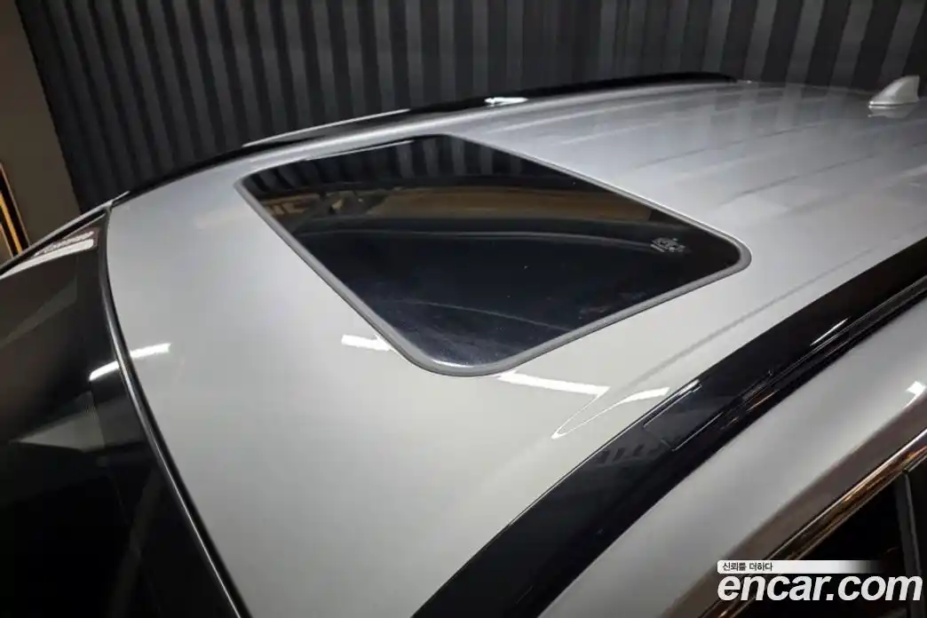 Toyota RAV4 2024 2.5 Автомат в Москве № 215600, фото 9