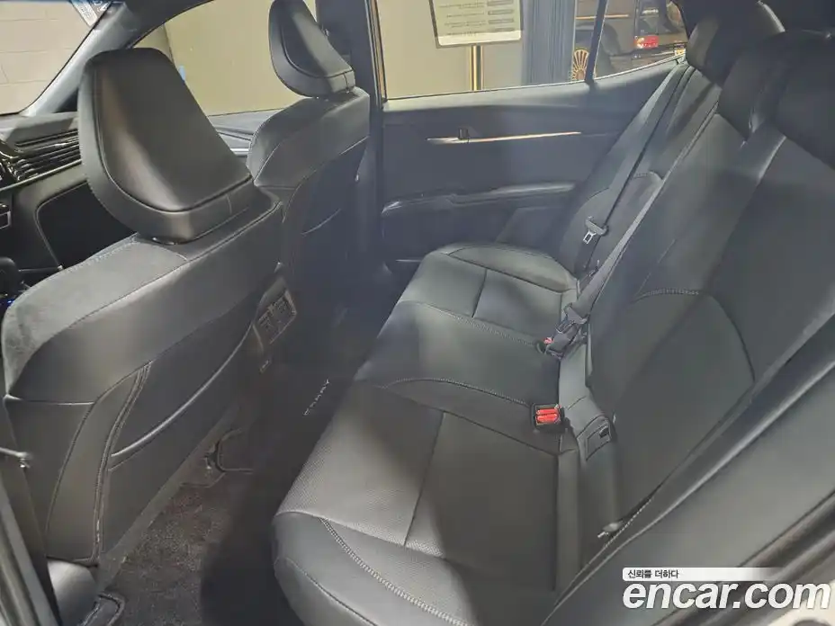 Toyota Camry 2025 2.5 Автомат в Москве № 215617, фото 6