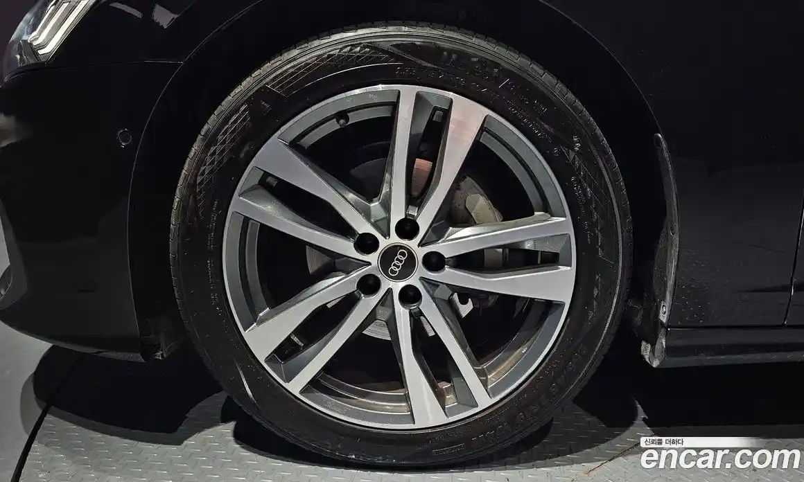 Audi A6 2023 2.0 Автомат в Москве № 229932, фото 5