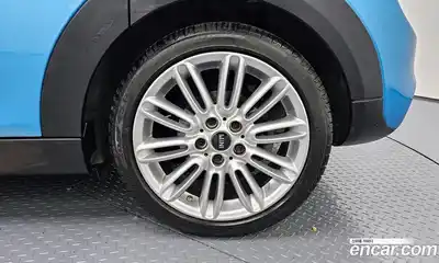 Mini Cooper 2017 2.0 Автомат в Москве № 231435, миниатюра 5