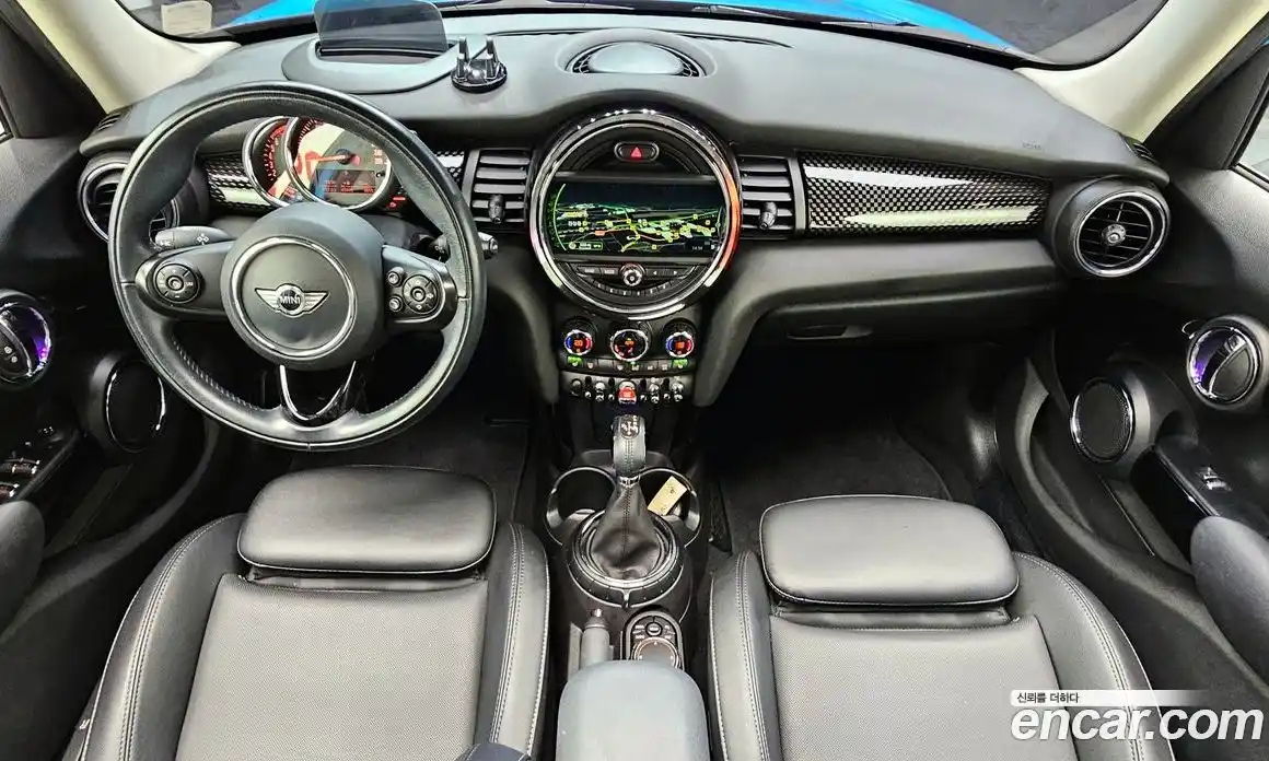 Mini Cooper 2017 2.0 Автомат в Москве № 231435, фото 7