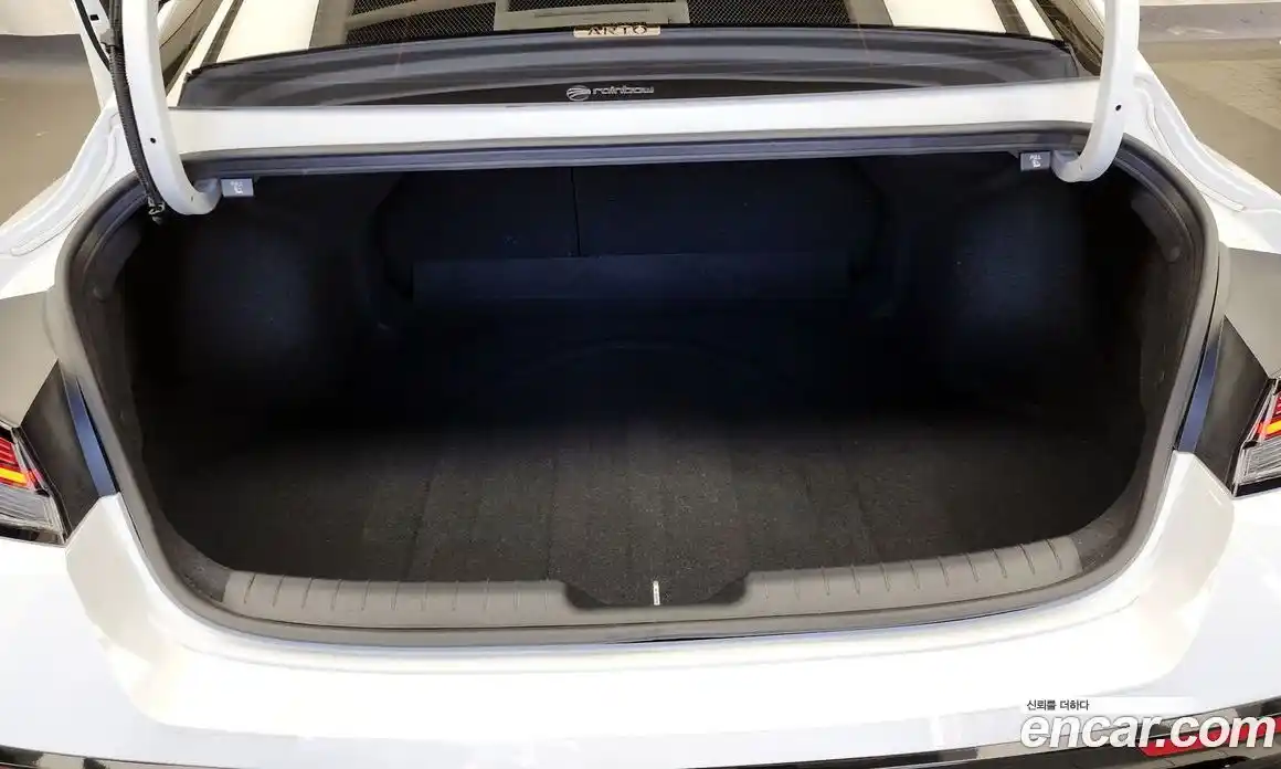 Hyundai Avante 2024 1.6 Автомат в Москве № 2395, фото 20