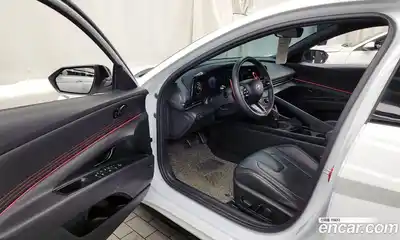 Hyundai Avante 2024 1.6 Автомат в Москве № 2395, миниатюра 10