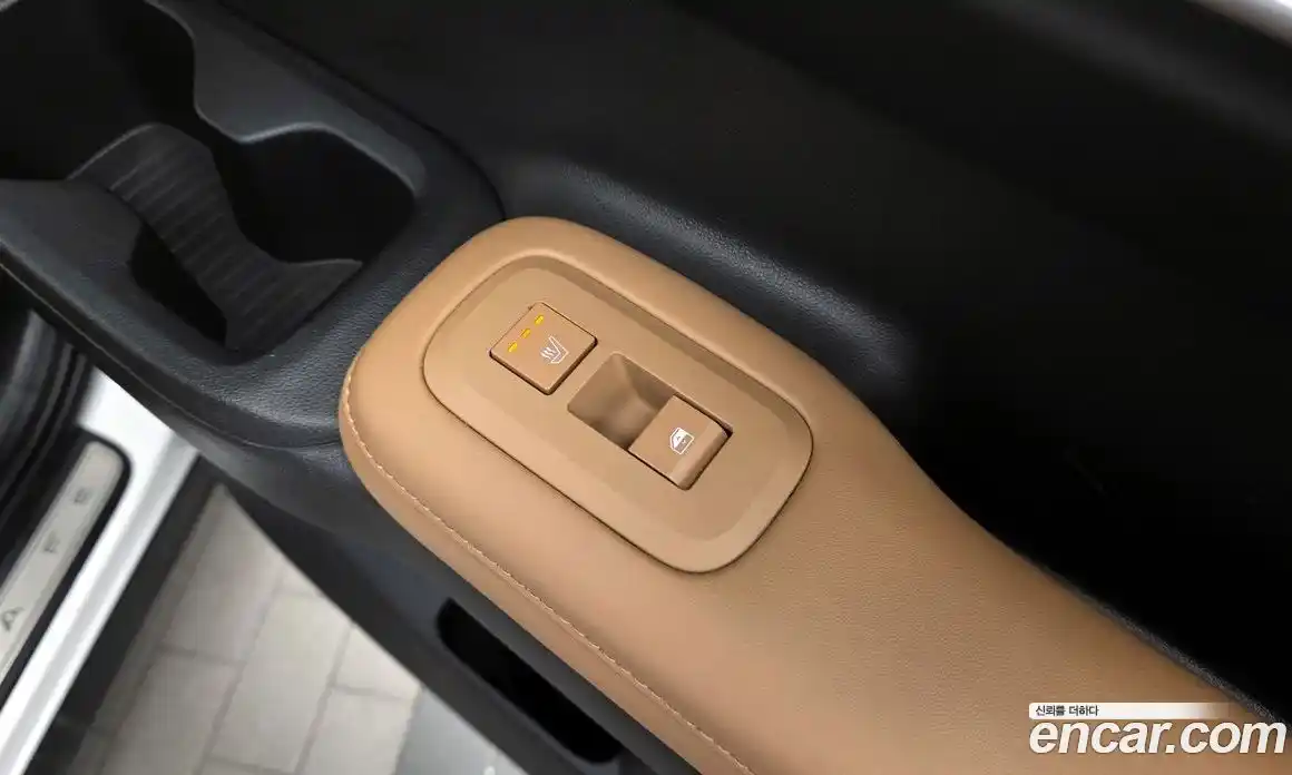 Hyundai Santa Fe 2024 1.6 Автомат в Москве № 247549, фото 18