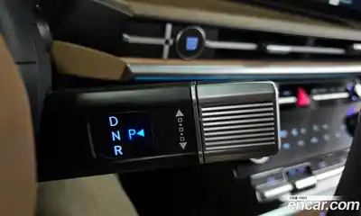 Hyundai Santa Fe 2024 1.6 Автомат в Москве № 247549, миниатюра 9