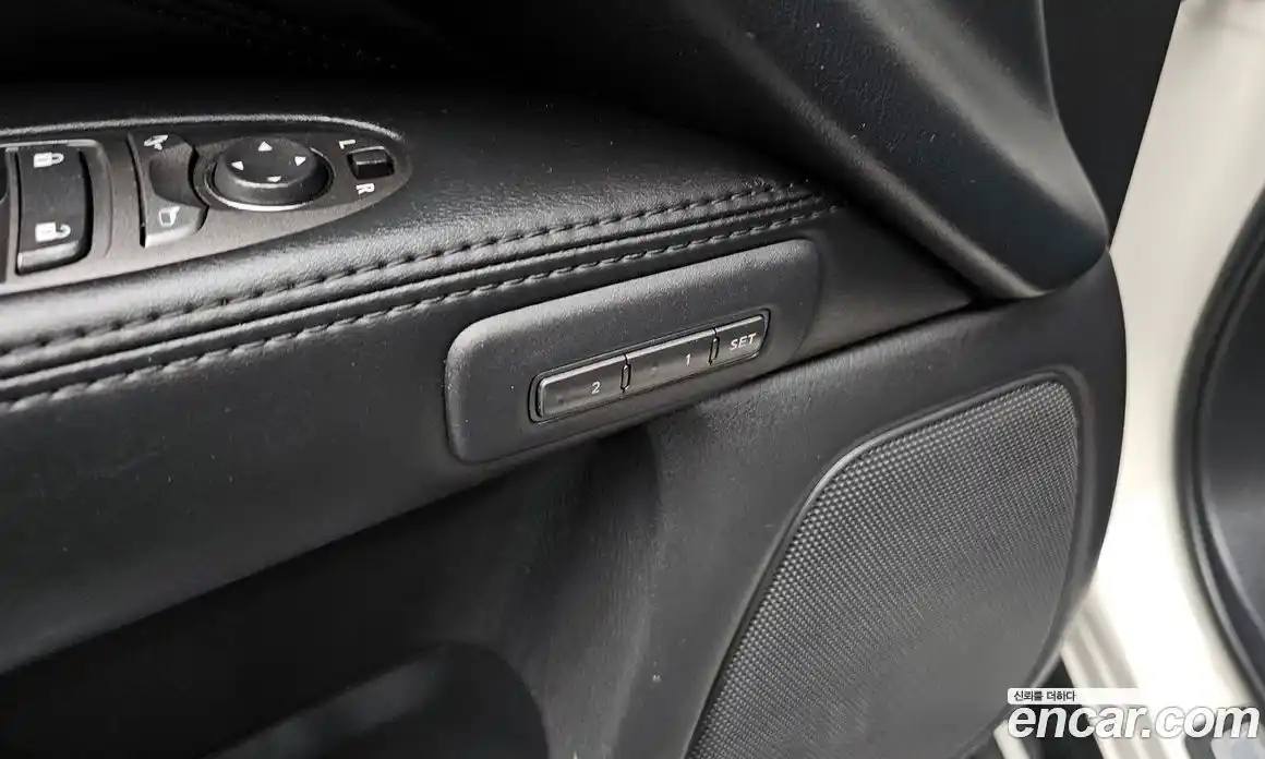 Infiniti QX60 2015 3.5 Автомат в Москве № 249699, фото 17