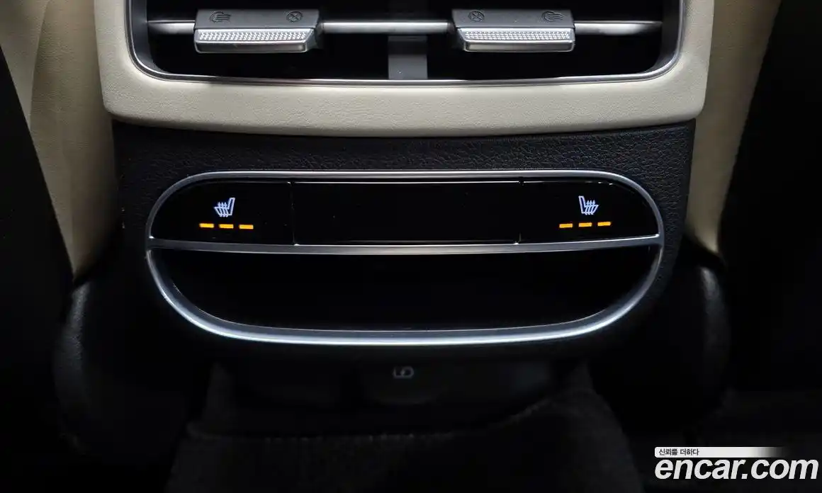 Genesis GV70 2021 2.5 Автомат в Москве № 25012, фото 18