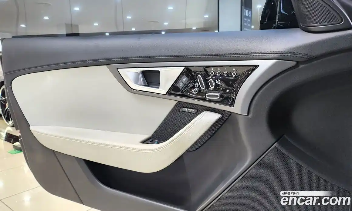 Jaguar F-Type 2017 3.0 Автомат в Москве № 256050, фото 18