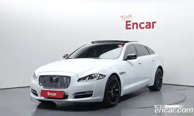 Jaguar XJ, 2016