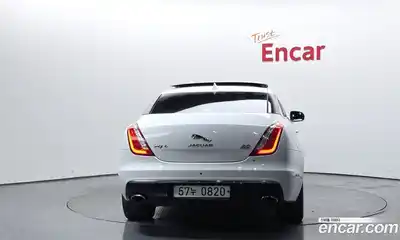 Jaguar XJ 2016 3.0 Автомат в Москве № 256062, миниатюра 4