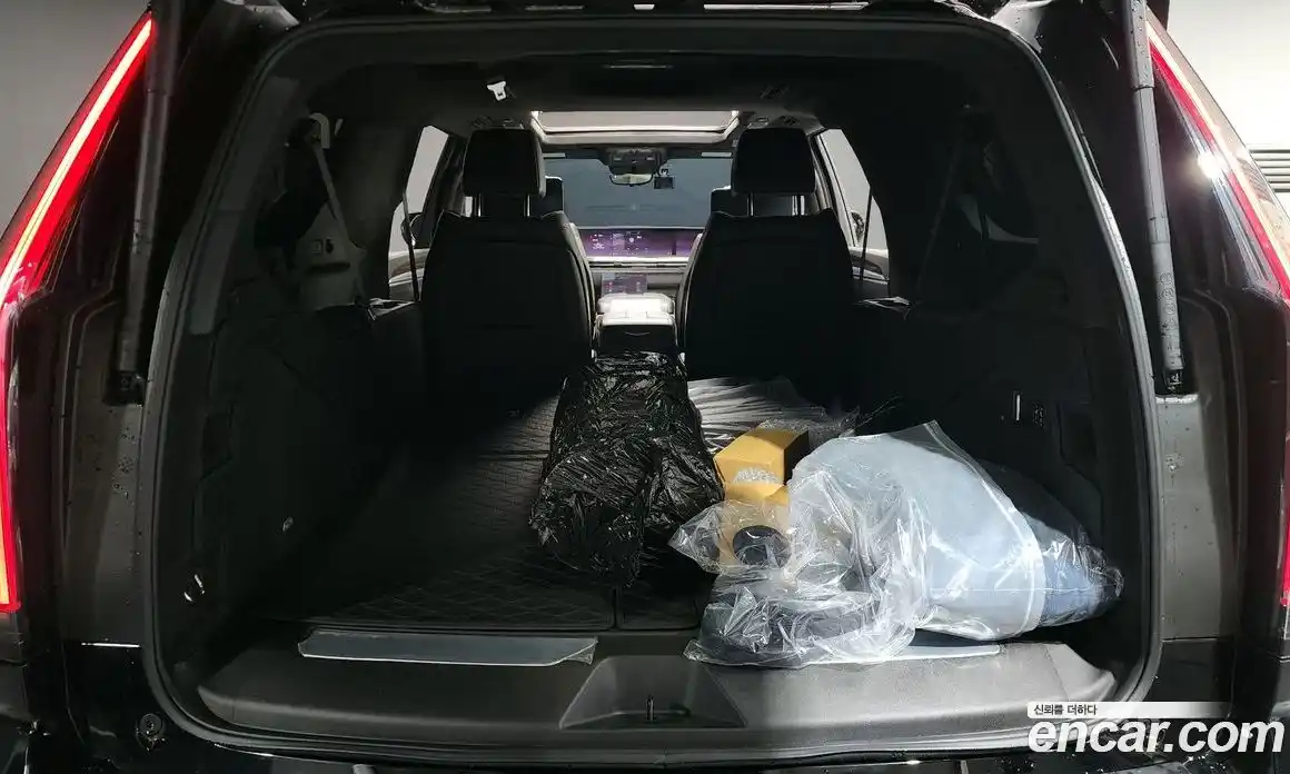 Cadillac Escalade 2025 6.2 Автомат в Москве № 256358, фото 20