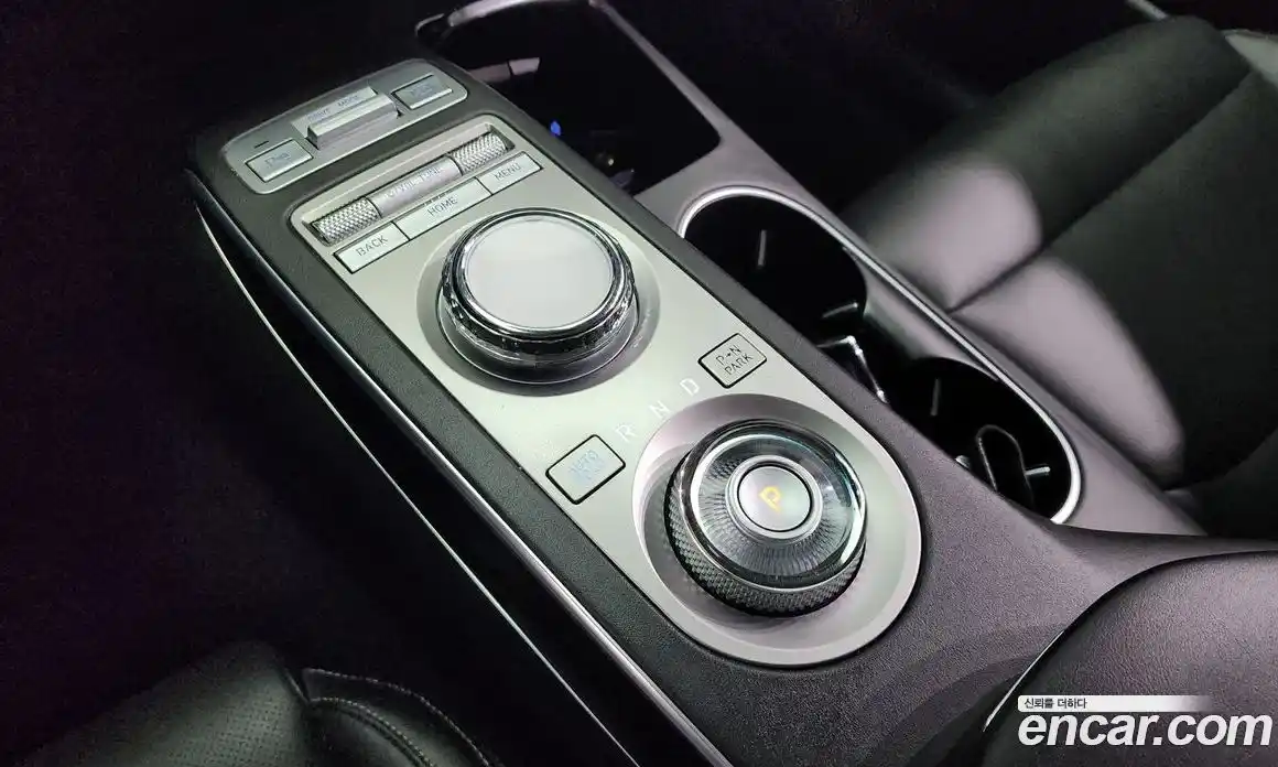 Genesis GV70 2021 2.2 Автомат в Москве № 26186, фото 9