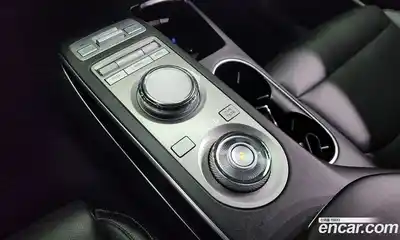 Genesis GV70 2021 2.2 Автомат в Москве № 26186, миниатюра 9