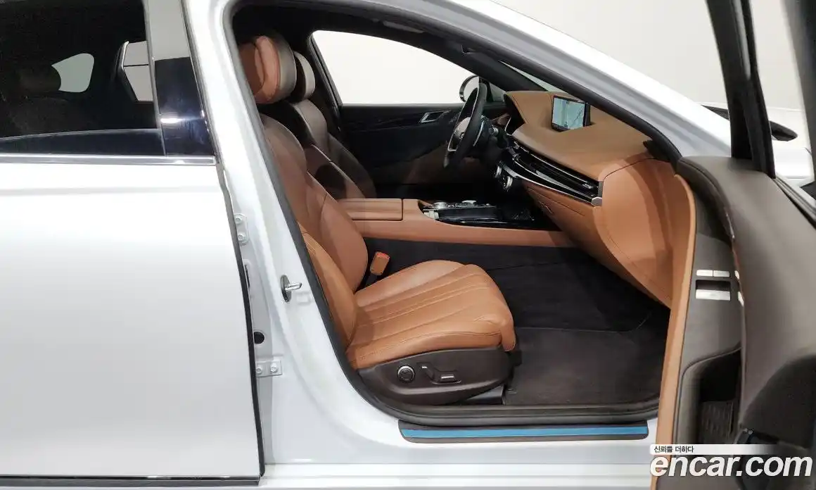 Genesis G80 2024 2.5 Автомат в Москве № 27767, фото 11