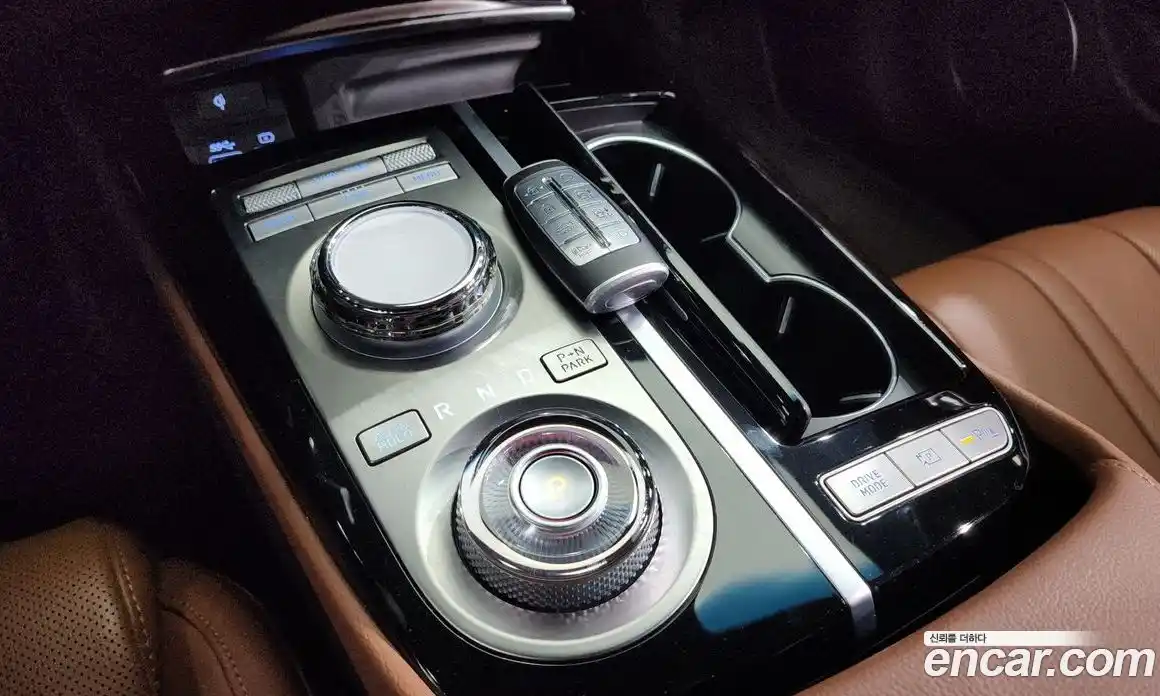 Genesis G80 2024 2.5 Автомат в Москве № 27767, фото 9