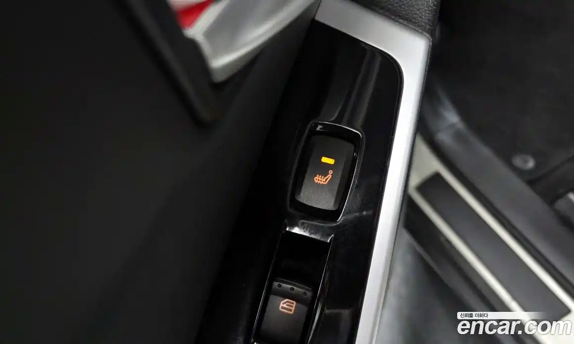 SsangYong Korando 2015 2.0 Автомат в Москве № 28204, фото 16