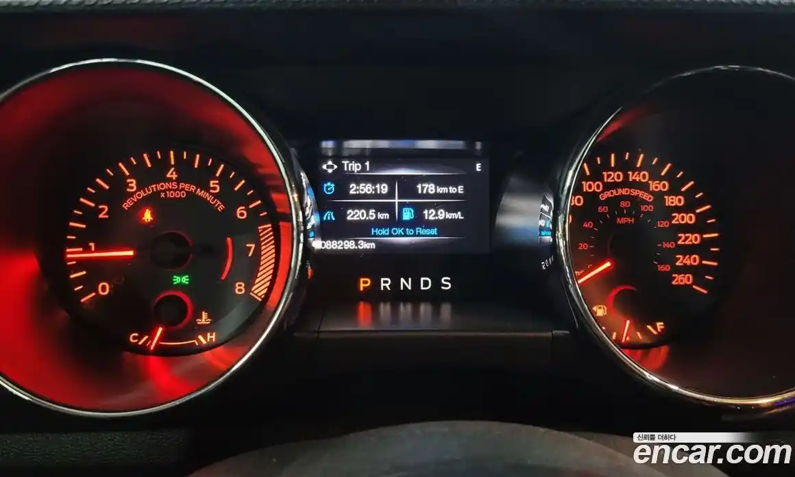 Ford Mustang 2017 2.3 Автомат в Москве № 282084, фото 10