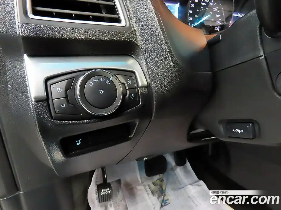 Ford Explorer 2016 2.3 Автомат в Москве № 282134, фото 14