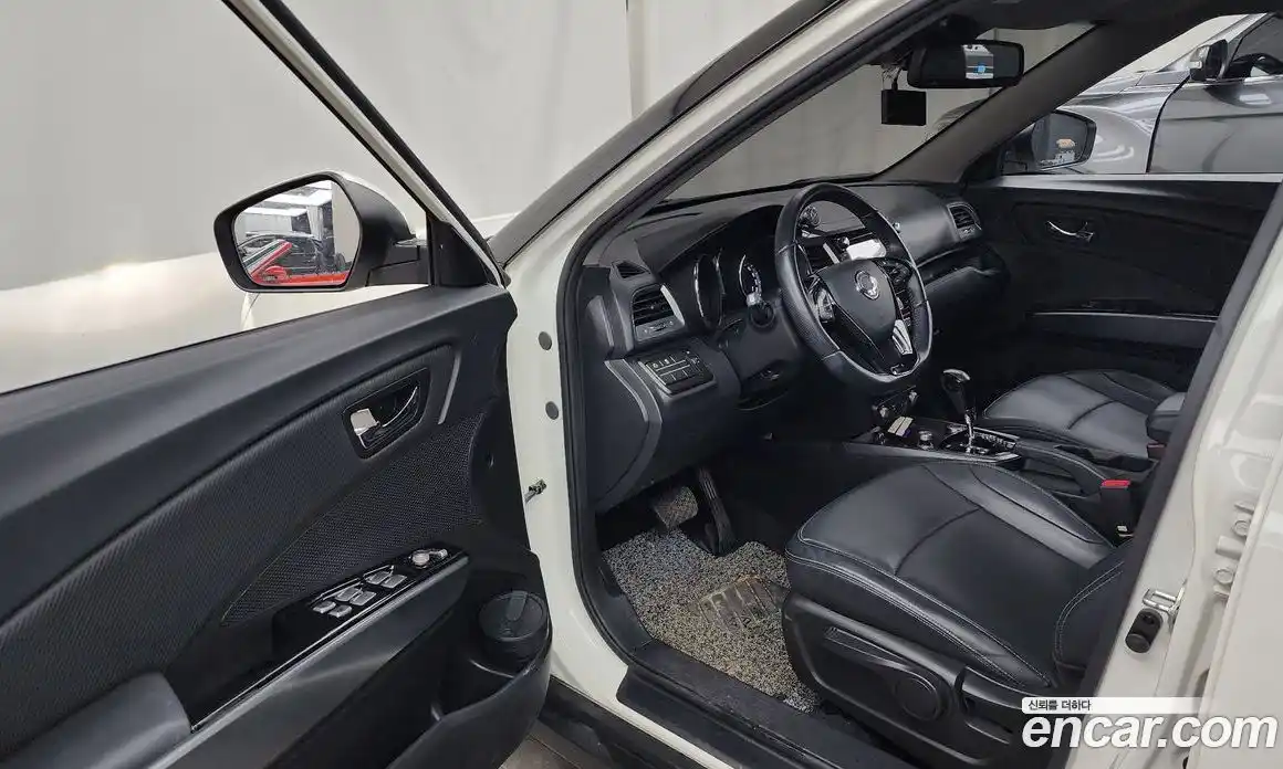 SsangYong TIBOLI 2018 1.6 Автомат в Москве № 28582, фото 10