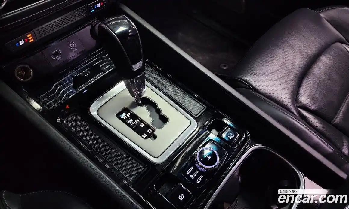 SsangYong Rexton 2018 2.2 Автомат в Москве № 28739, фото 9