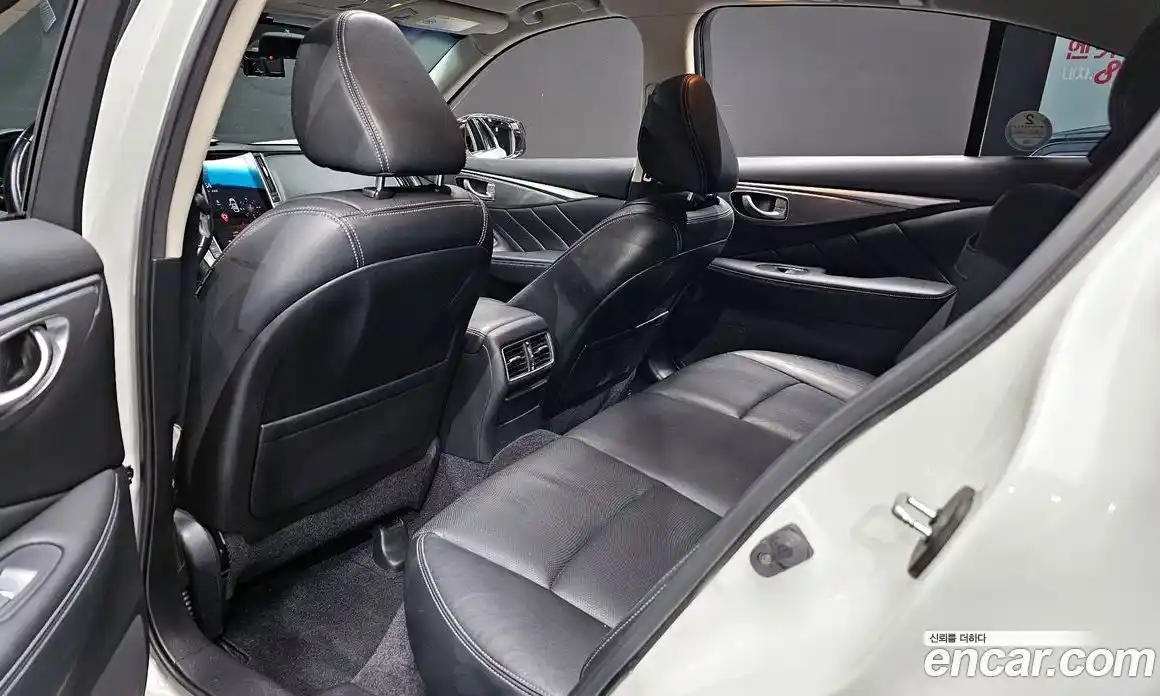 Infiniti Q50 2014 2.1 Автомат в Москве № 294393, фото 13