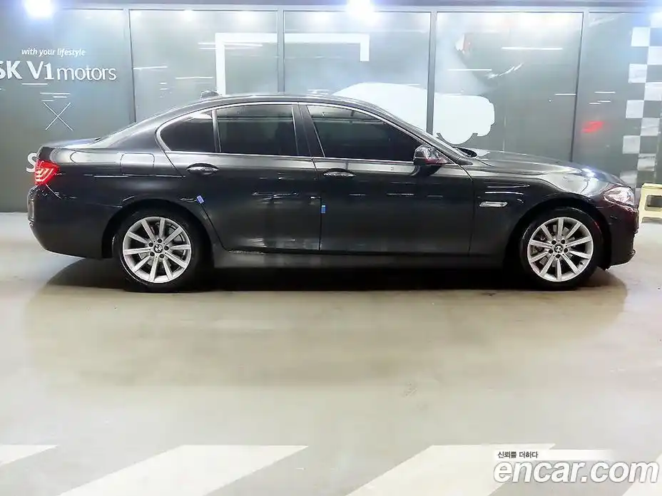 BMW 5-Series 2014 2.0 Автомат в Москве № 306901, фото 3