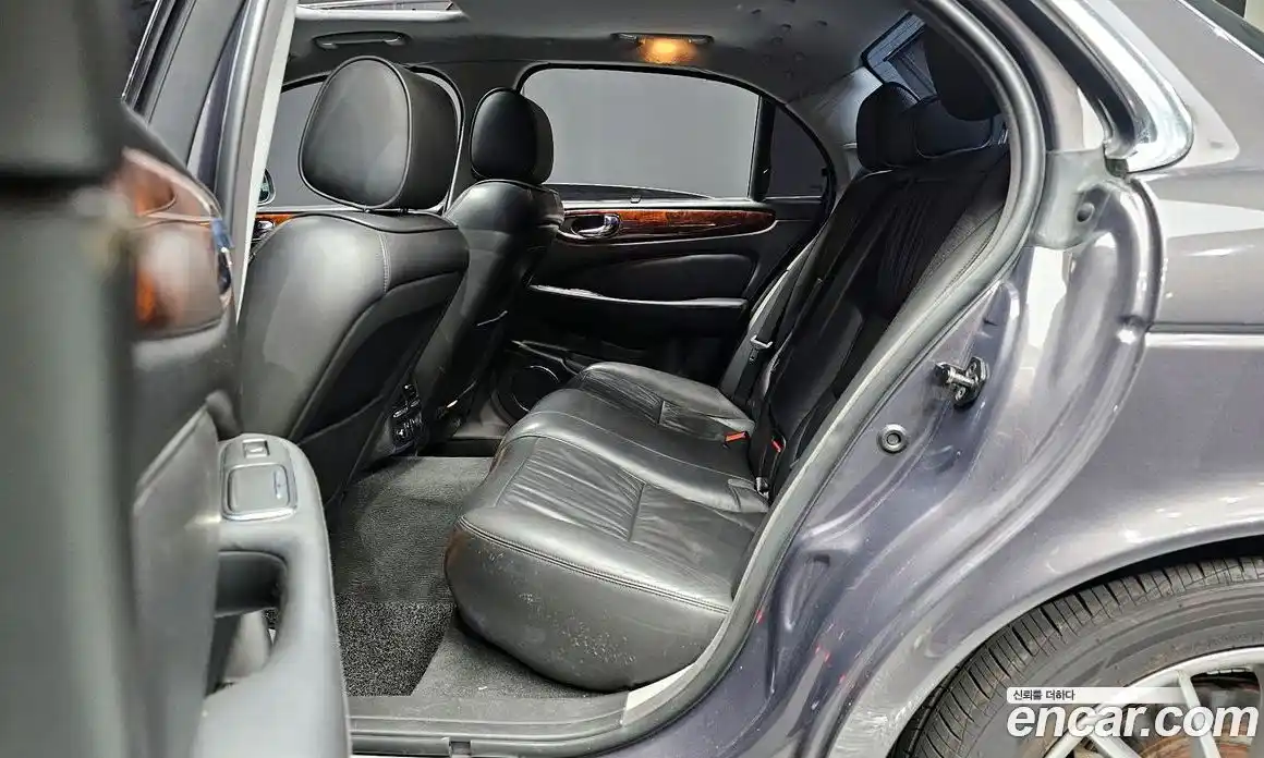 Jaguar XJ 2008 2.7 Автомат в Москве № 320225, фото 12