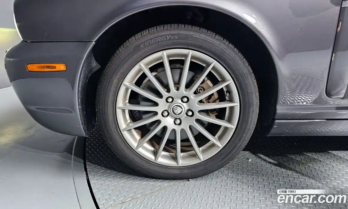 Jaguar XJ 2008 2.7 Автомат в Москве № 320225, фото 5